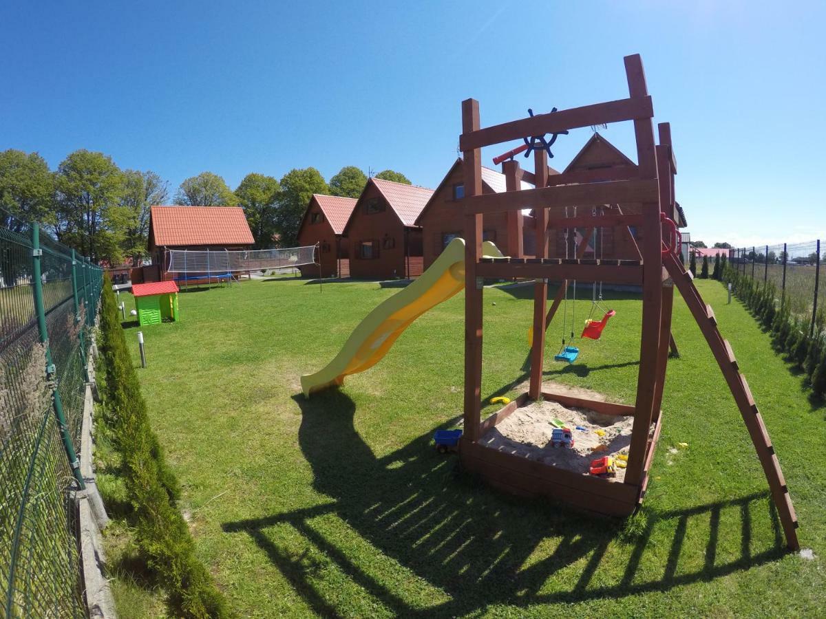 Domki Letniskowe Holiday Ustronie Morskie Exterior foto